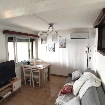 Maison De Pecheur A Giens Les Pieds Dans L'eau !