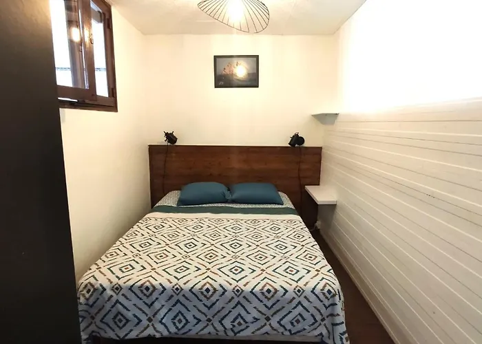 Nyaraló Maison De Pecheur A Giens Les Pieds Dans L'eau ! Hyères